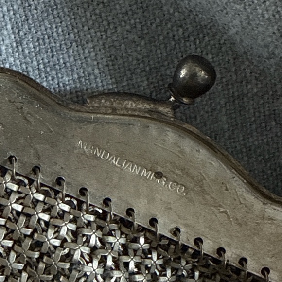 👉 “1920s Mandalian enamel mesh purse - Picture 4 of 7